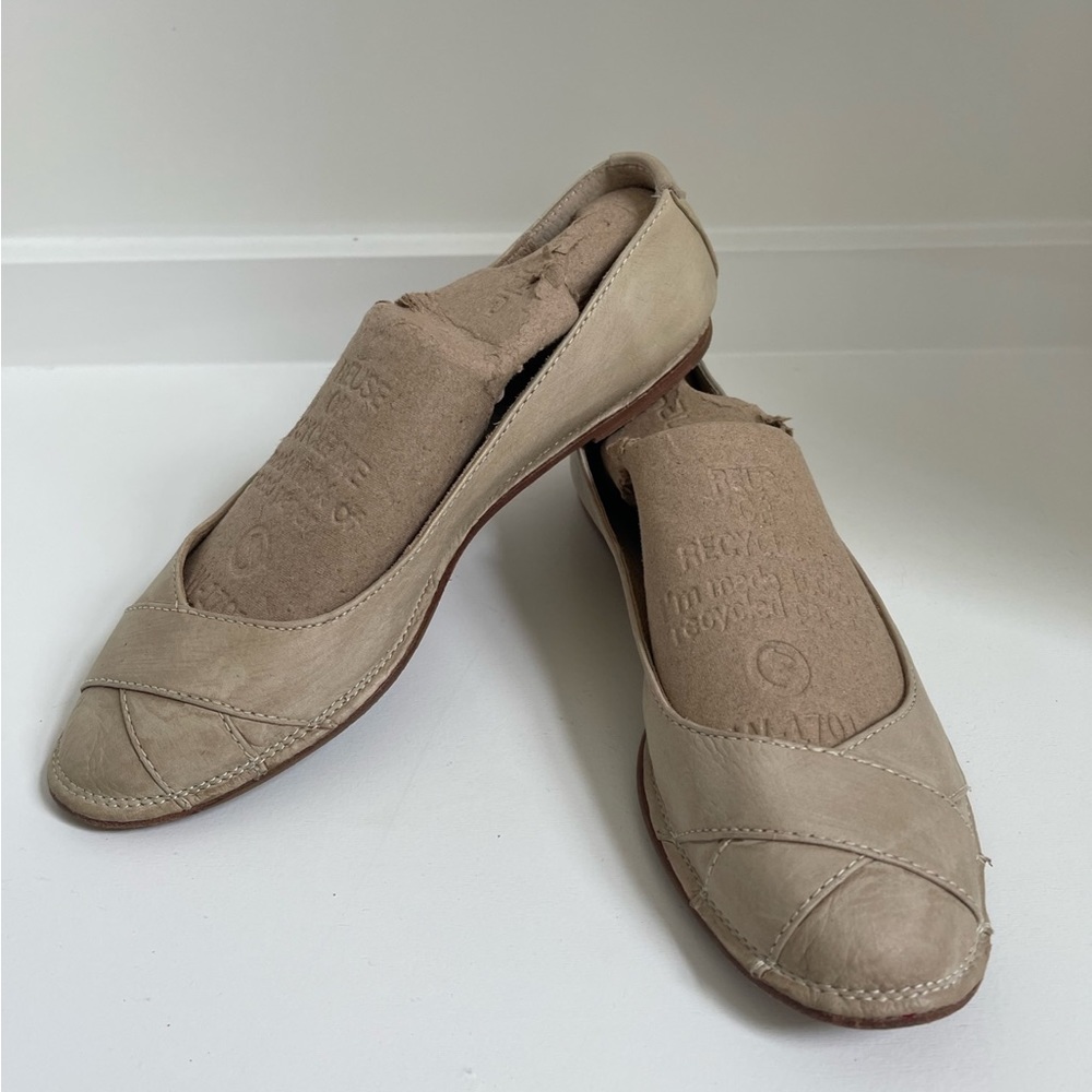 Frye Ivory Sunwash Nubuck Leather Ballet Flats 7M